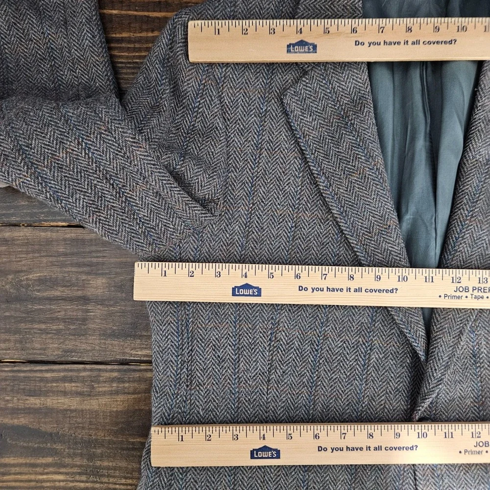 Austin Manor Men's Tweed Sport Coat Blazer Two Button Brown Gray herringbone 42R